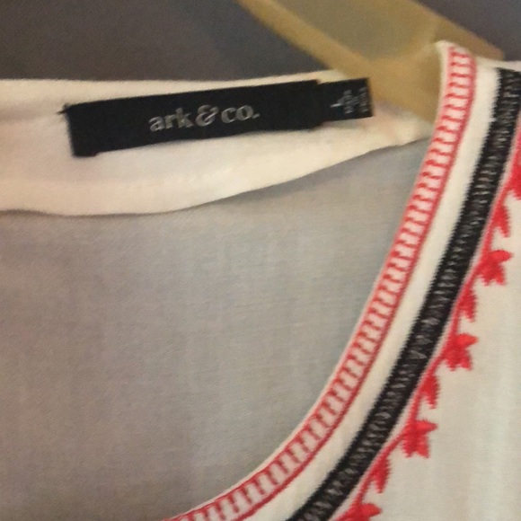 ark & co white embroidered dress, large/medium - Picture 3 of 7